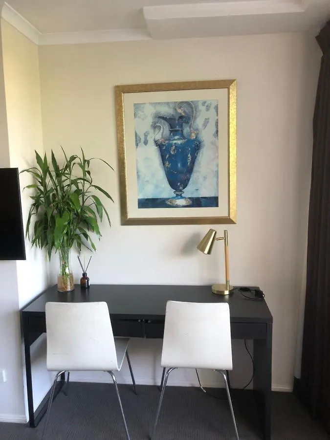South Brisbane Apartments Free Parking