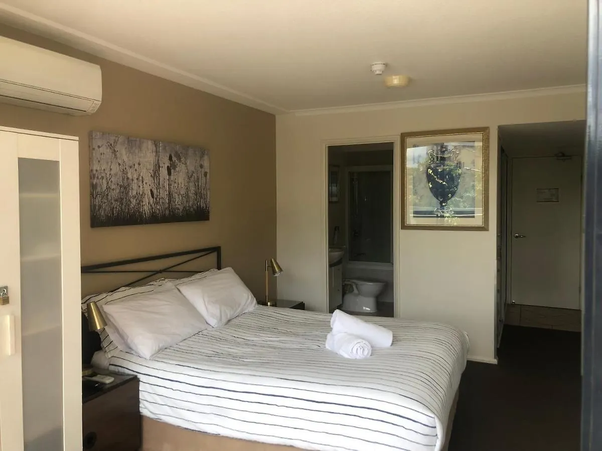 South Brisbane Apartments Free Parking